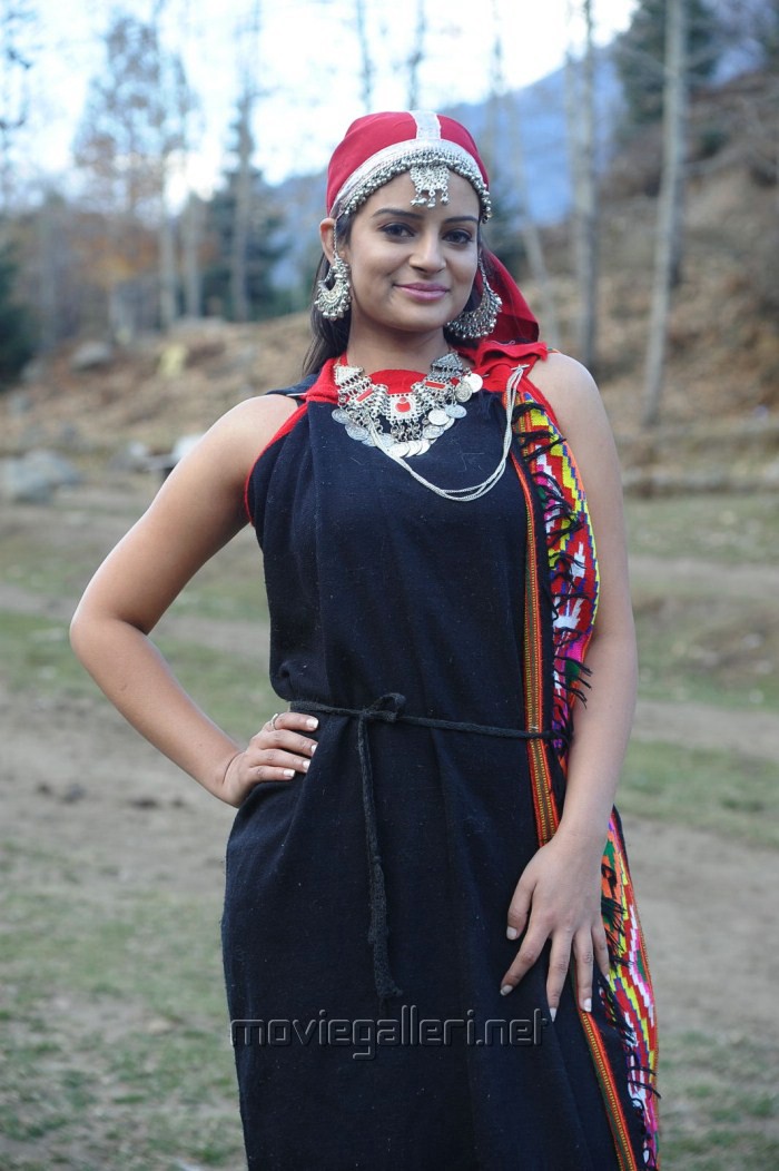 Anuhya Reddy in Kullu Traditional Dress