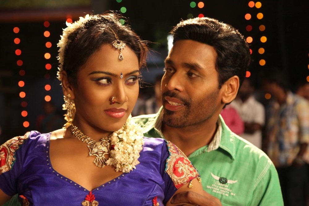 Azhagiya Pandipuram Tamil Movie Hot Stills Moviegalleri Net