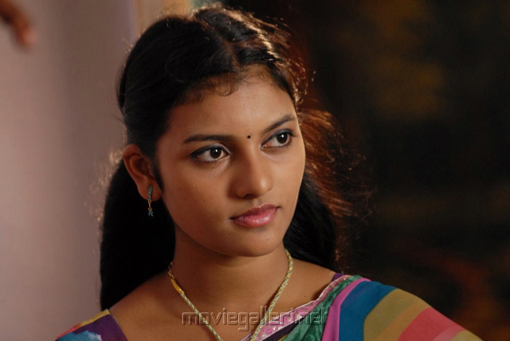 Actress Umashree in En Kadhal Pudhithu Movie Stills [ Gallery View ] - en_kadhal_pudhithu_movie_stills_ram_sathya_umashree_60ad353