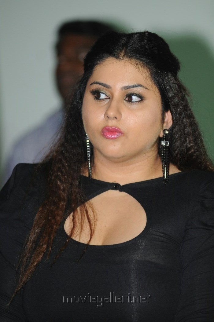 Namita Mukesh Vankawala Hot Pics in Black Dress @ Gugan Audio Release [ Gallery View ] - actress_namitha_new_hot_pics_black_dress_gugan_audio_release_445b7c4