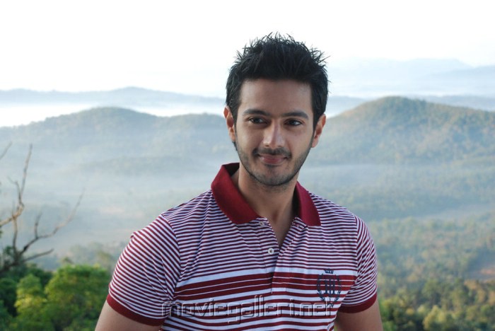 Dhruv Actor