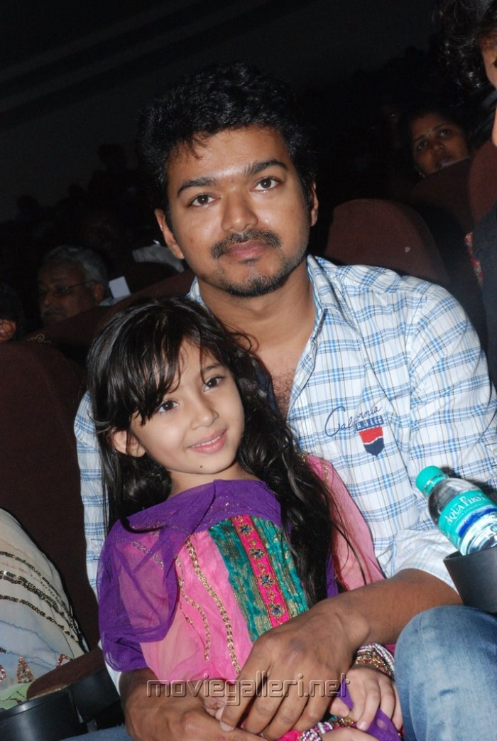 Picture 170316 | Vijay, Baby Sarah at Tamil Edison Awards 2012 Stills