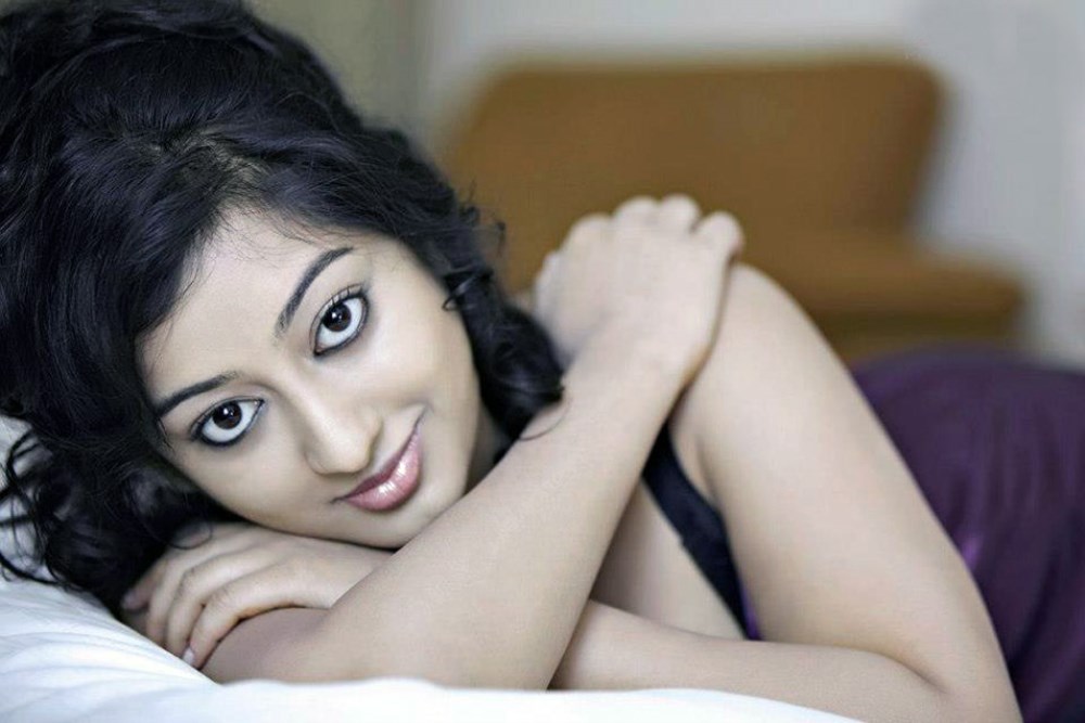 Indian Film Bollywood Actresses Photos Biography Wallpapers Download Tejaswini Prakash