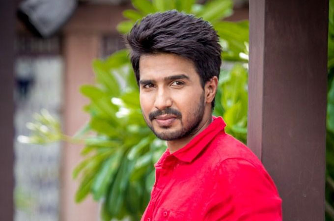 Vishnu Vishal is Kathanayagan | New Movie Posters