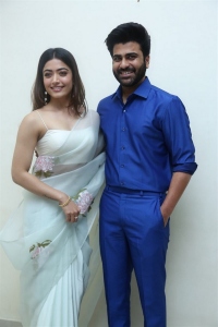 Rashmika Mandanna, Sharwanand @ Aadavallu Meeku Johaarlu Pre-Release Event Stills