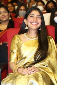 Actress Sai Pallavi @ Aadavallu Meeku Johaarlu Pre-Release Event Stills