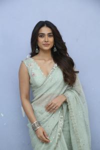 Aakanksha Singh New Photos @ Shashtipoorthi Glimpse Launch