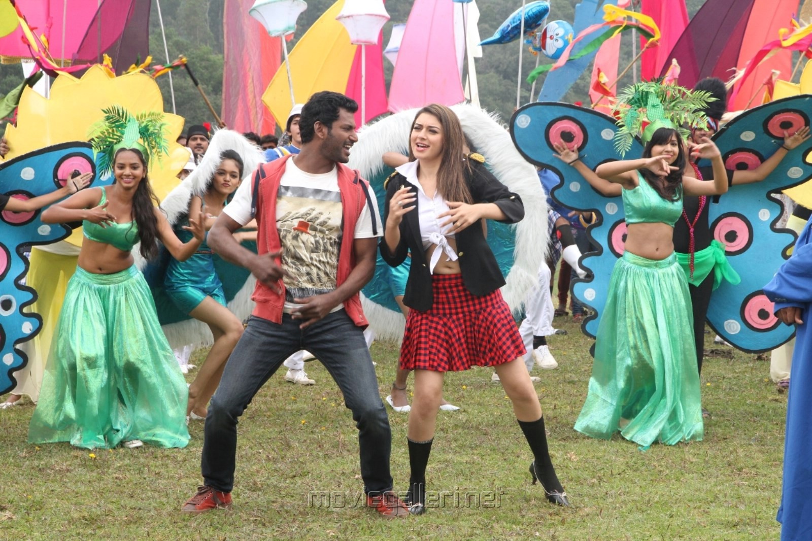 Aambala Tamil Movie Stills.