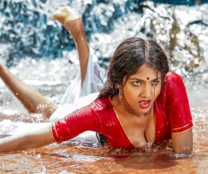 Actress Aaradhya Devi New Hot Photoshoot Pics