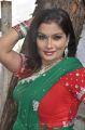 Tamil Actress Kumtaj Hot Saree Photosi