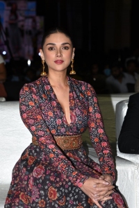 Hey Sinamika Movie Actress Aditi Rao Hydari Cute Pics