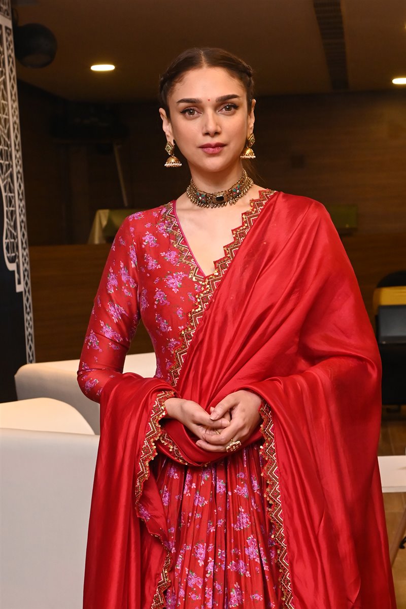 Aditi Rao Hydari Cute Pics @ ZEE5's Taj-Divided By Blood