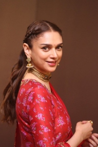 Aditi Rao Hydari Cute Pics @ ZEE5's Taj-Divided By Blood