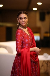 Aditi Rao Hydari Cute Pics @ ZEE5's Taj-Divided By Blood