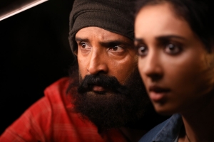 Santhanam, Riya Suman in Agent Kannayiram Movie HD Images
