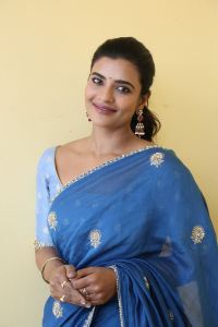 Aishwarya Rajesh Pictures @ Sankranthiki Vasthunam Interview