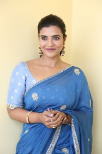 Sankranthiki Vasthunam Actress Aishwarya Rajesh Saree Pictures