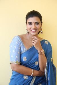 Aishwarya Rajesh Pictures @ Sankranthiki Vasthunam Interview