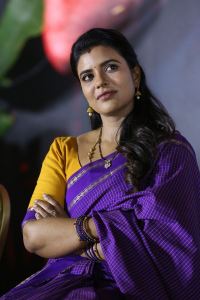 Sankranthiki Vasthunnam Actress Aishwarya Rajesh Saree Pics