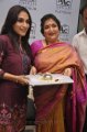 Lata Rajinikanth blesses Aishwarya with Platinum Akshaya Patram Stills