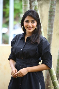 Telugu Actress Aishwarya Lekshmi in Black Dress Images