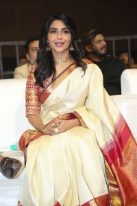 Matti Kusthi Movie Actress Aishwarya Lekshmi Saree Stills