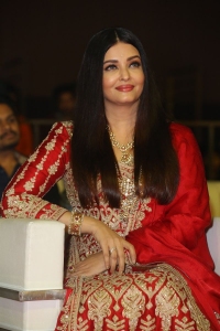 Actress Aishwarya Rai Photos @ PS1 Movie Pre-Release Event