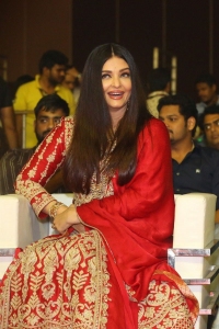 Actress Aishwarya Rai Photos @ PS1 Movie Pre-Release Event