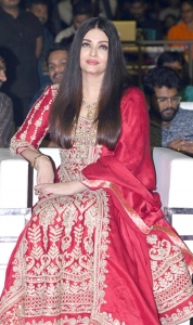 Actress Aishwarya Rai Photos @ Ponniyin Selvan Pre-Release