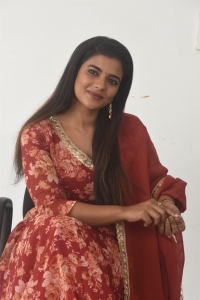 Heroine Aishwarya Rajesh Cute Photos @ Republic Movie Interview