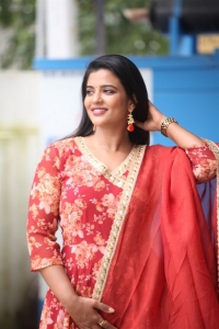 Heroine Aishwarya Rajesh Photos @ Republic Movie Interview