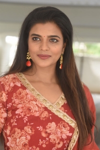 Republic Movie Actress Aishwarya Rajesh Interview Photos