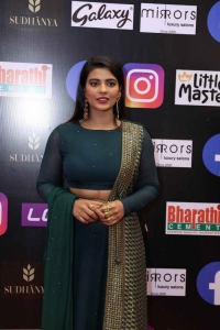 Actress Aishwarya Rajesh Green Dress Pics @ SIIMA Awards 2021