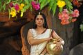 Actress Anushka in Akilandakodi Brahmanda Nayagan Movie Images HD