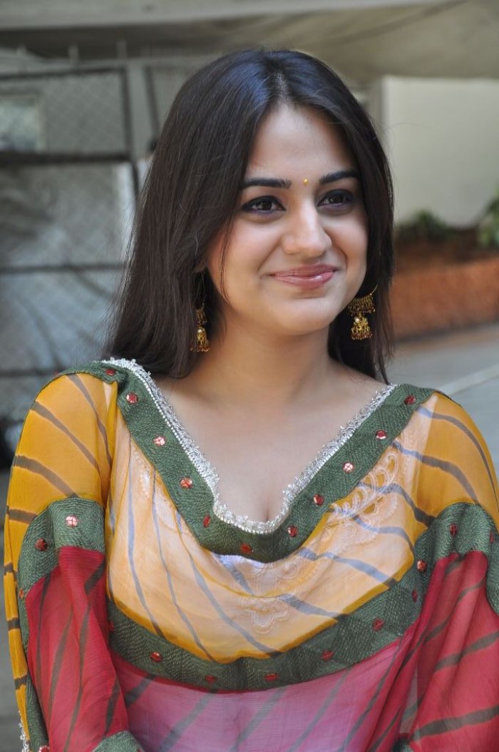 Picture 428426 | Actress Aksha Pardasany Images in Salwar Kameez | New ...