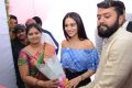 Actress Aksha Pardasany launches Studio 11 Salon Photos