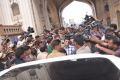 Bollywood Actor Akshay Kumar visits Charminar Hyderabad Photos