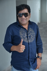 Telugu Actor Ali Photos @ F3 Movie Interview