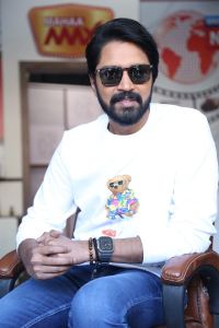 Hero Allari Naresh Pictures @ Bachhala Malli Interview