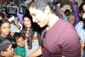 Actor Allu Arjun meets Cancer Kids Photos