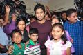 Actor Allu Arjun meets Cancer Kids Photos