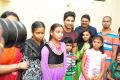 Actor Allu Arjun meets Cancer Kids Photos