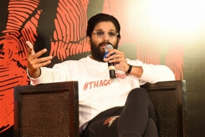 Pushpa Movie Actor Allu Arjun Interview Images