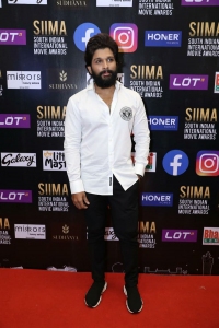 Actor Allu Arjun Pictures @ SIIMA Awards 2021