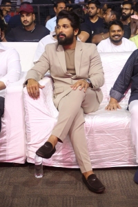 Allu Arjun Latest Stills @ Urvasivo Rakshasivo Blockbuster Celebrations