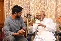 Allu Arjun wishes to K Viswanath on Winning Dada Saheb Phalke Award