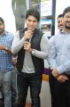 Allu Sirish launches Exclusive Offer on Blackberry Z10, Hyderabad