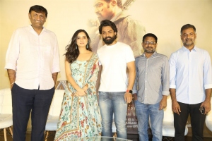 Naveen Yerneni, Nandamuri Kalyan Ram, Ashika Ranganath, Y Ravi Shankar, Rajendra Reddy @ Amigos Movie Press Meet Stills