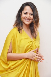 Actress Anasuya Bharadwaj Pictures @ Arvy Cinemas Prod No 1 First Look Launch