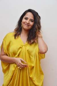 Actress Anasuya Bharadwaj Pictures @ Arvy Cinemas Prod No 1 First Look Launch